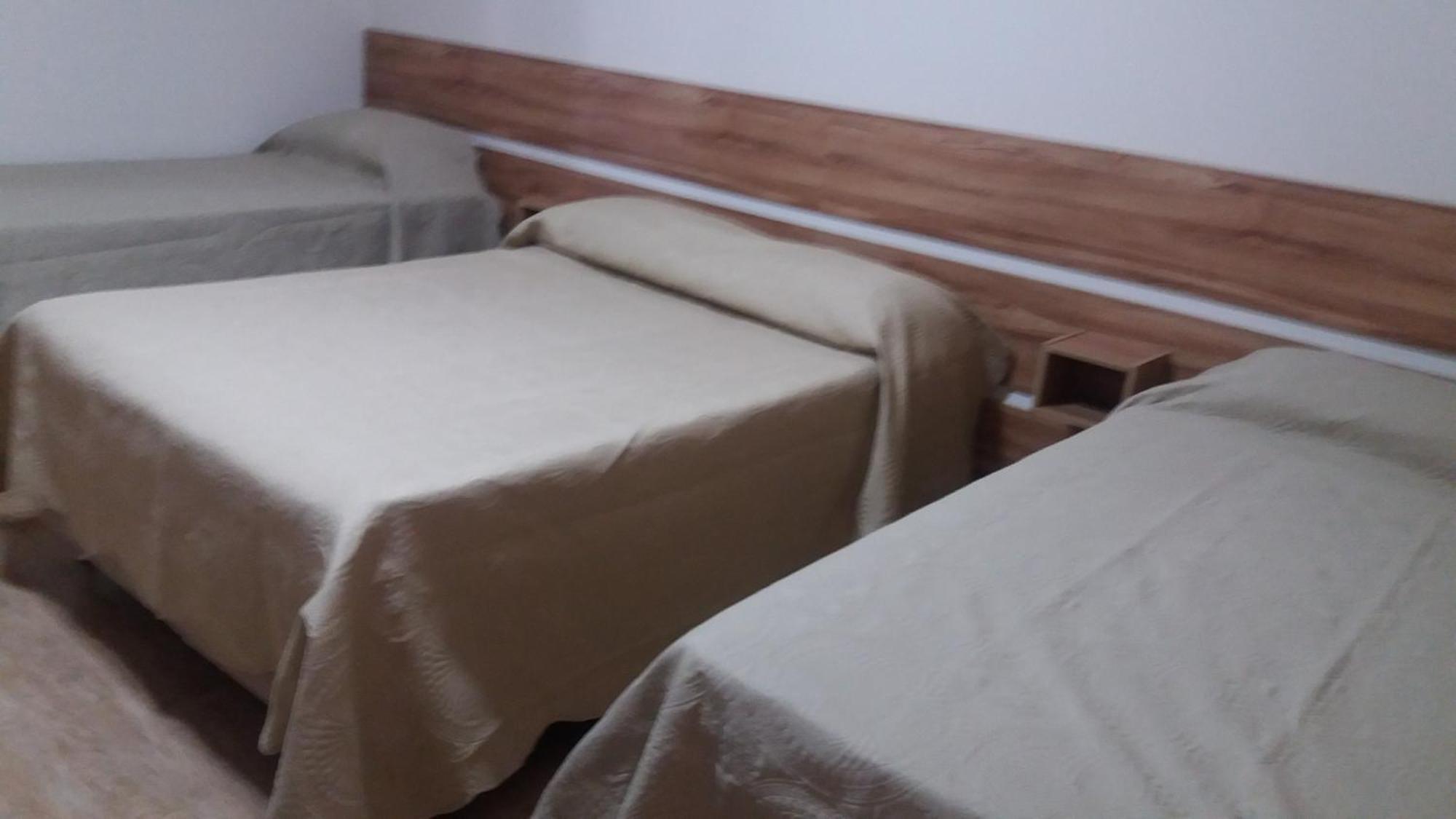 אווארה Hotel Kaeru מראה חיצוני תמונה